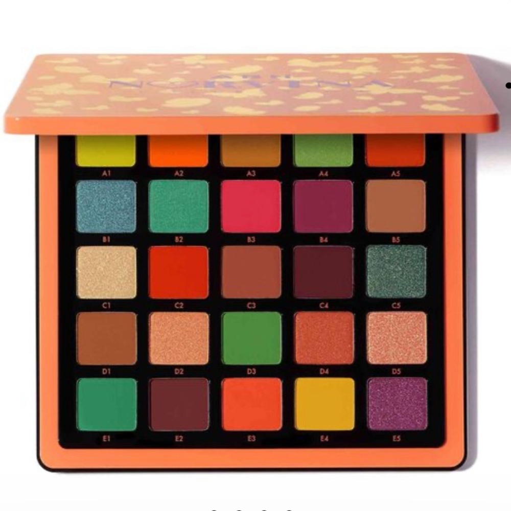 🌿 Anastasia Beverly Hills Norvina® Pro Pigment Palette Vol. 3 - Picture 4 of 12